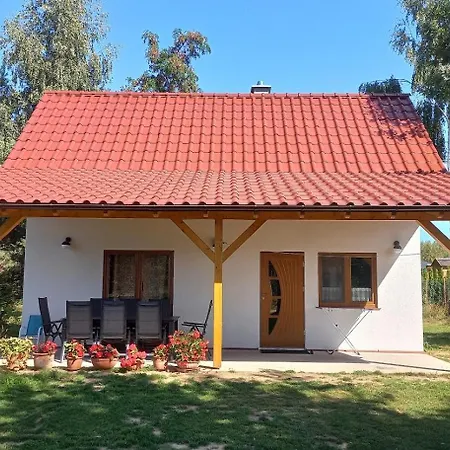 Dom Nad Jeziorem Niegocin Galindow 15a